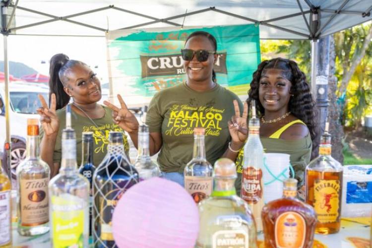 vendors at the kallalo festival